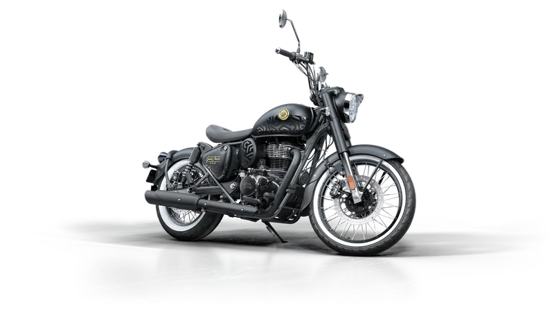 Royal Enfield Goan Classic 350 in Shack Black with chrome detailing, whitewall tyres and a windshield
