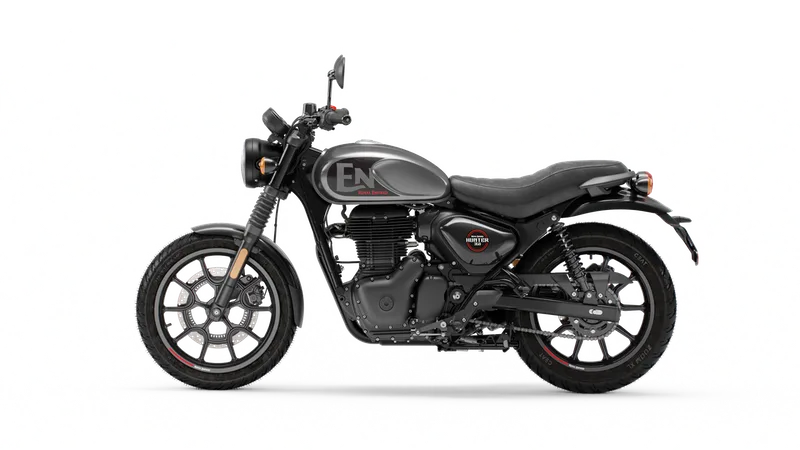 Royal Enfield Hunter 350 in Dapper Grey with a matte tank and blacked-out wheels, side profile